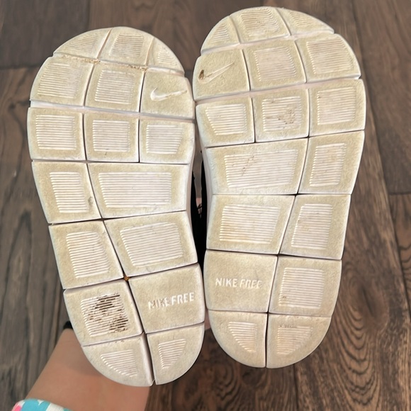 Nike Free - Picture 3 of 4